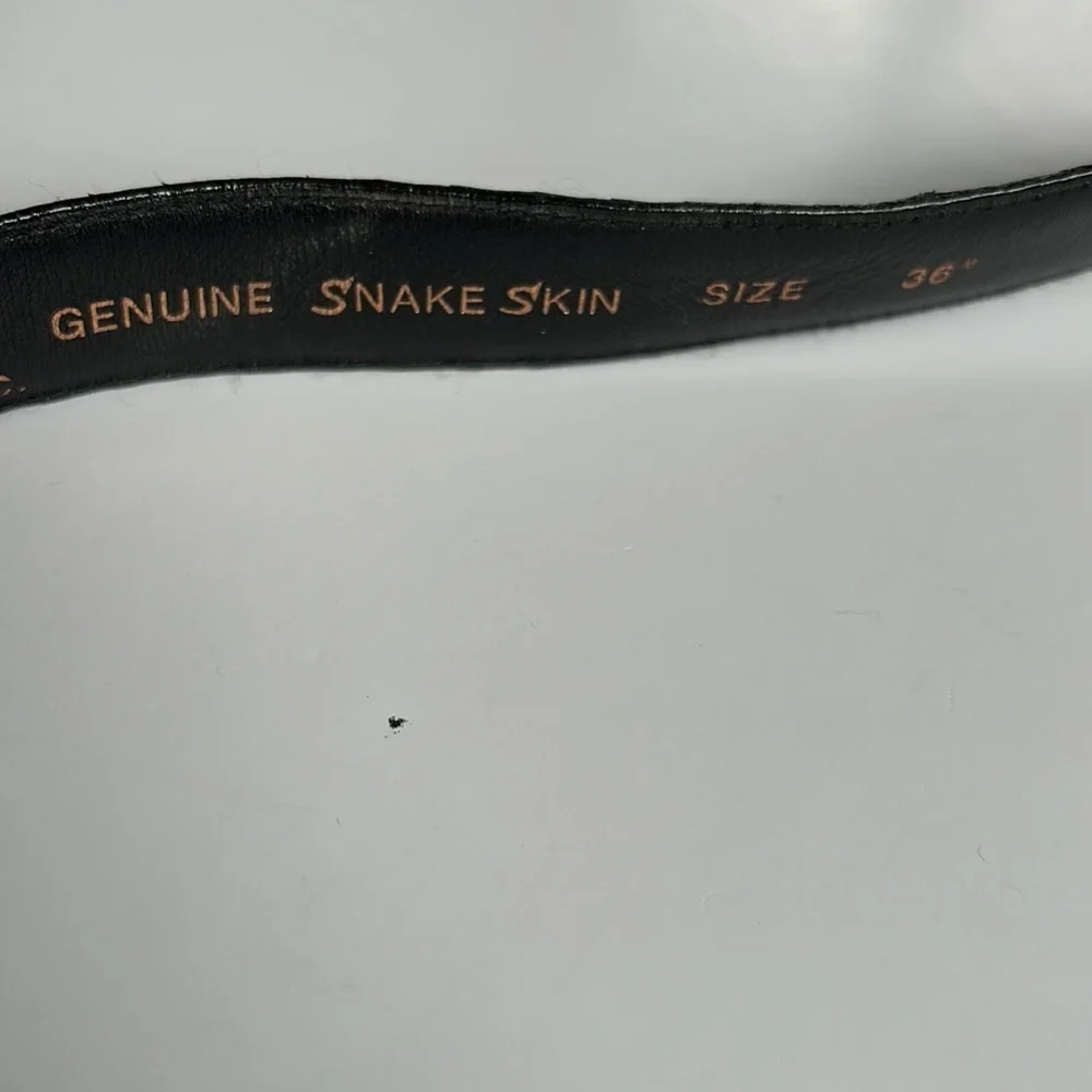 Bloomingdale’s Snakeskin belt 36